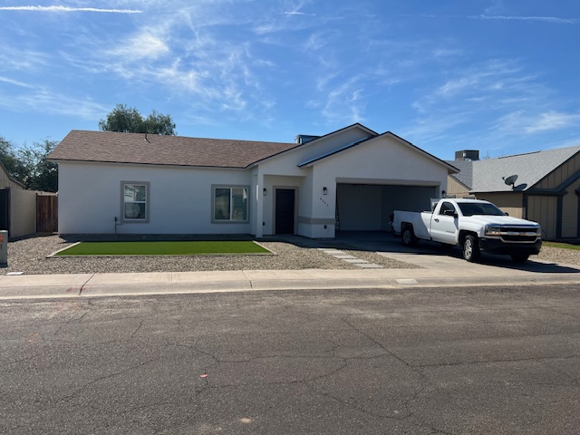 Casita Modern 400 — Finished contemporary elevation