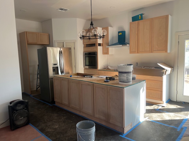 Casita Modern 400 — Modern kitchen with quartz counters