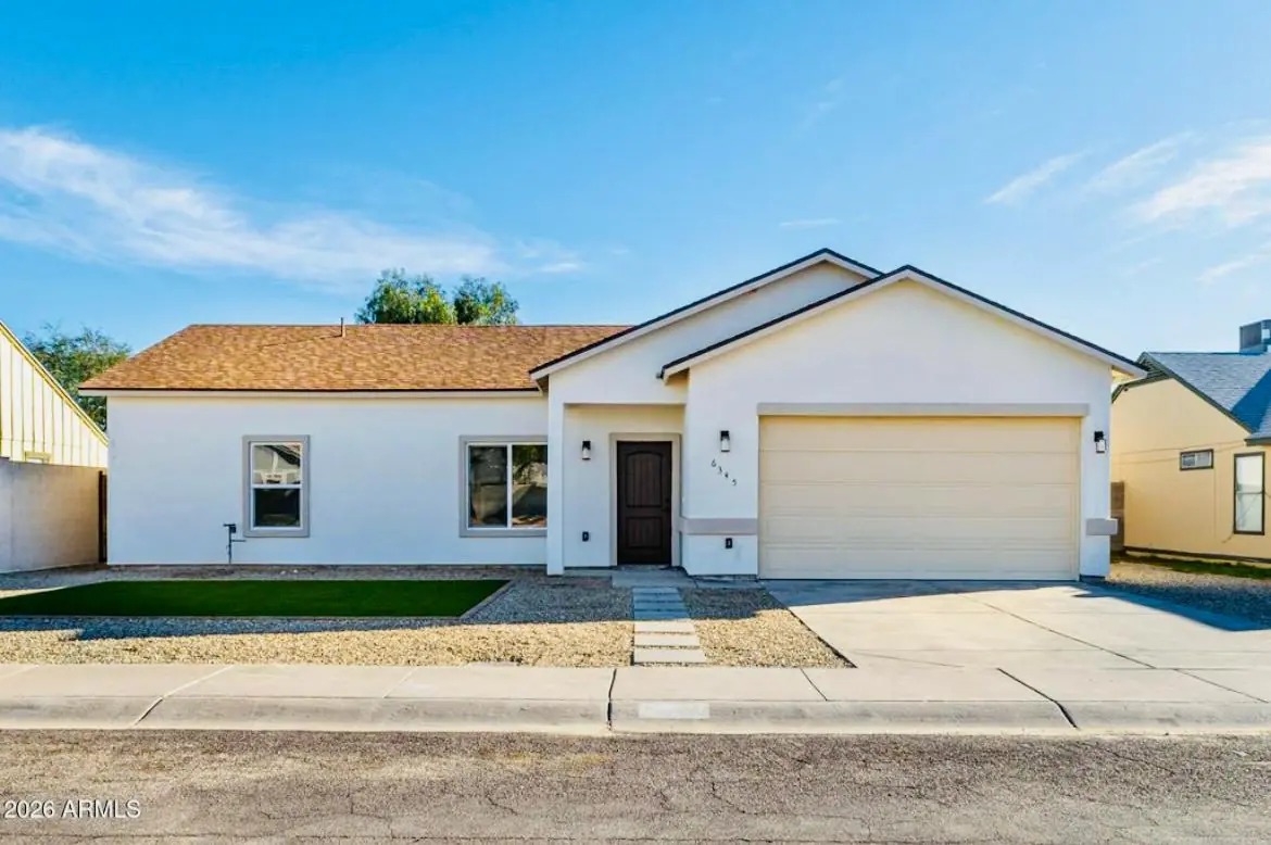 Main House 1900 sq ft (Main House 1900, Glendale, AZ) — photo 2 of 10