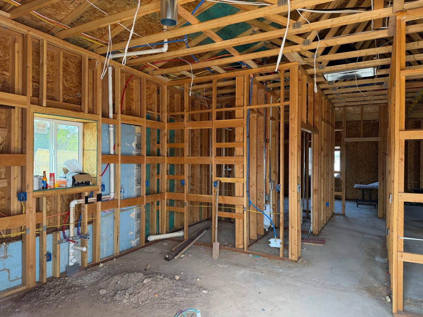 Main House 1300 sq ft (Main House 1300, Phoenix, AZ) — photo 5 of 9