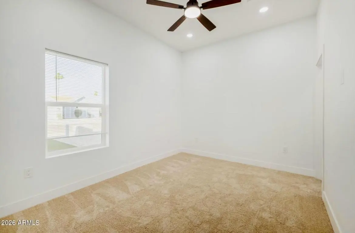 Main House 1900 sq ft (Main House 1900, Glendale, AZ) — photo 7 of 10