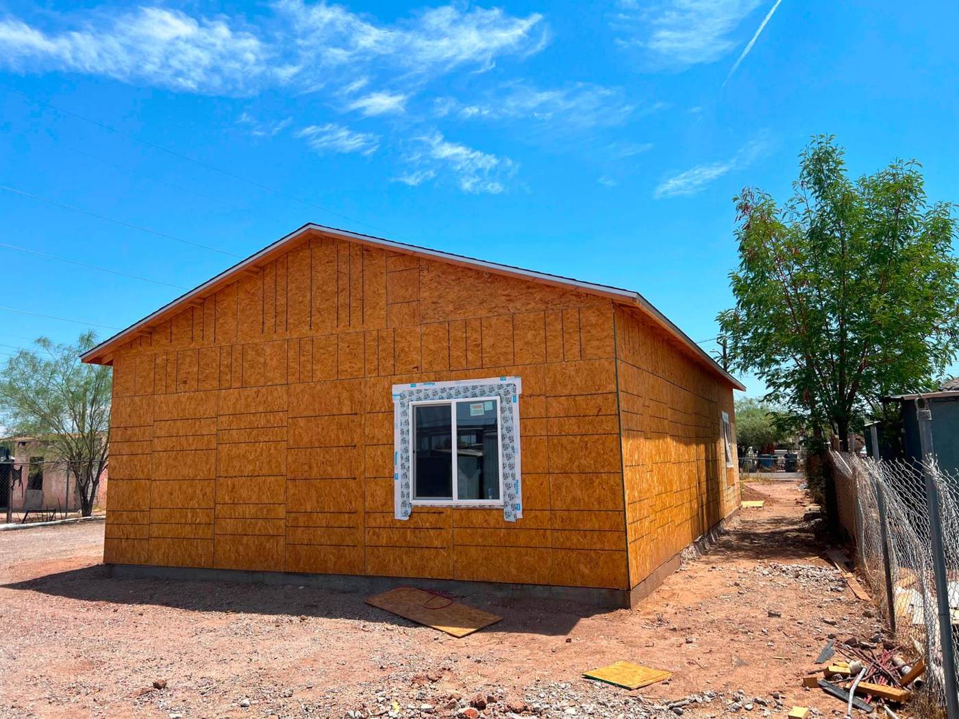Main House 1300 sq ft (Main House 1300, Phoenix, AZ) — photo 7 of 9